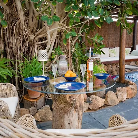 Daire Botanico Garden